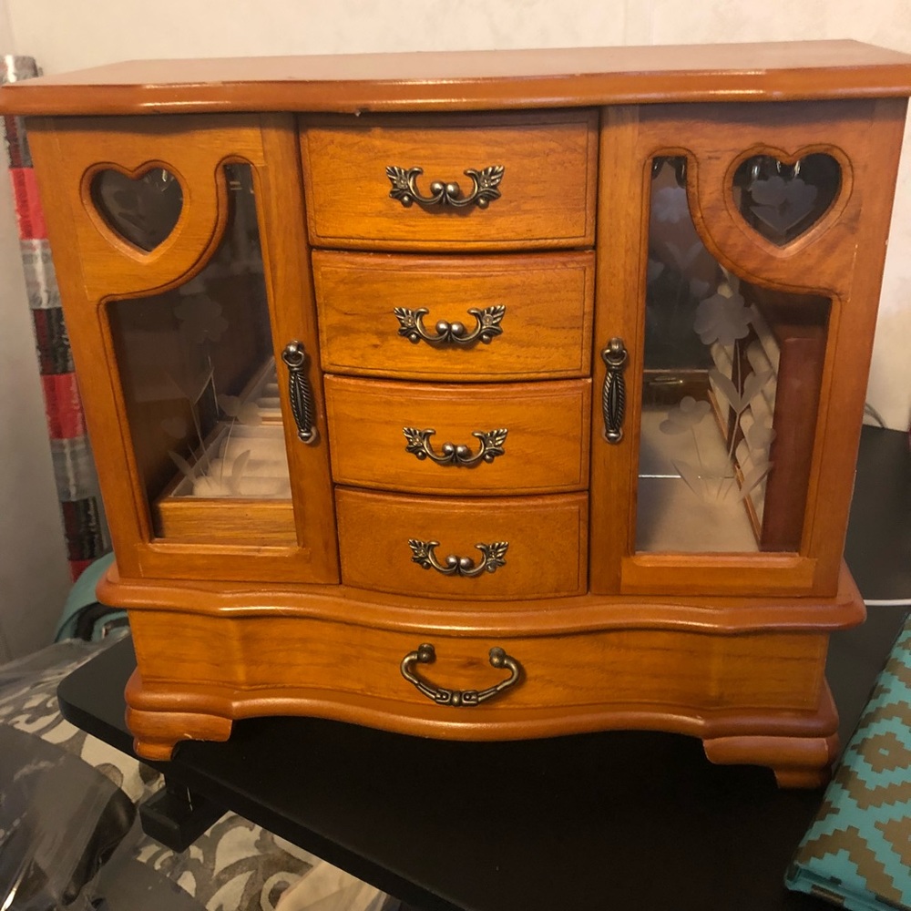 Jewelry Box.